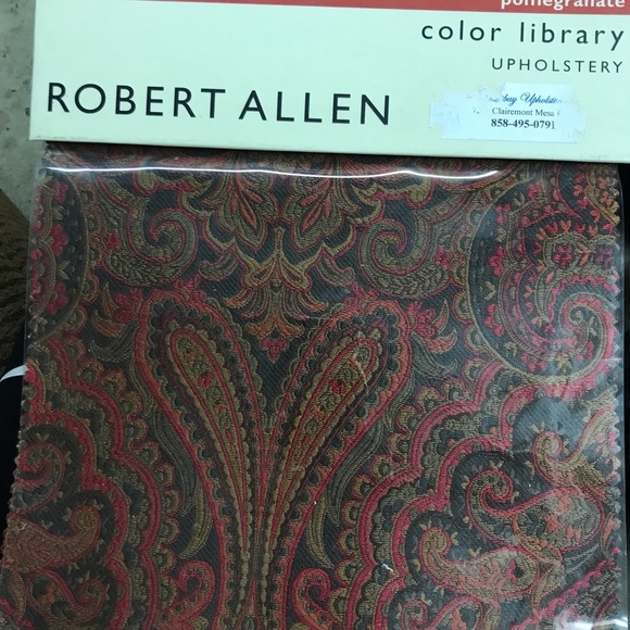 Robert Allen Upholstery Fabric Sample Book Color library “POMEGRANITE” 51 pieces - Picture 1 of 11